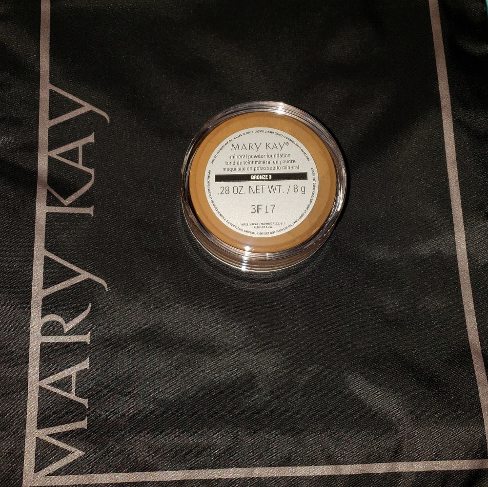 Mary Kay mineral foundation
